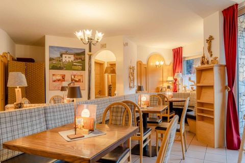 Immagine: Cafè Ploner, pasticceria a San Cassiano